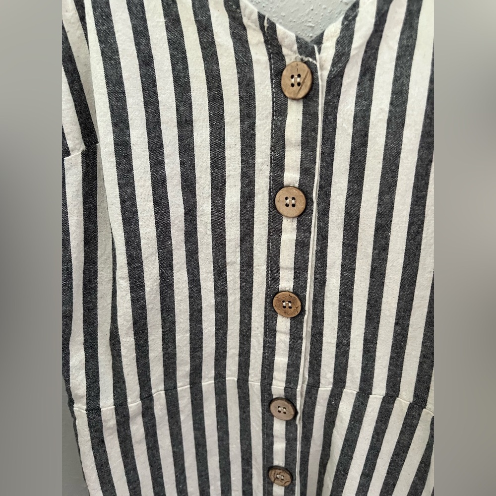 Striped Button Down Detailed Dress Size Small New - Picture 4 of 7